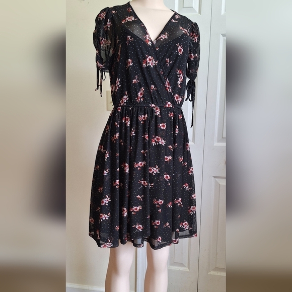Charlotte Russe Black Floral Mesh Dress - Size L - Picture 2 of 11